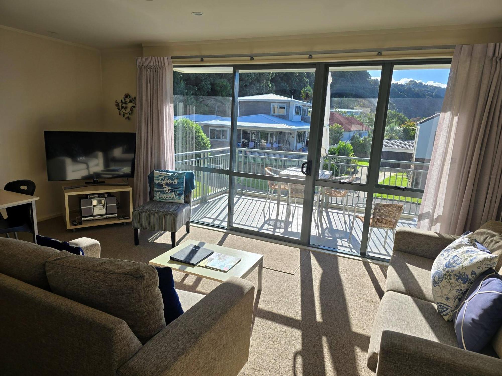 Beachpoint Apartments Ohope Экстерьер фото