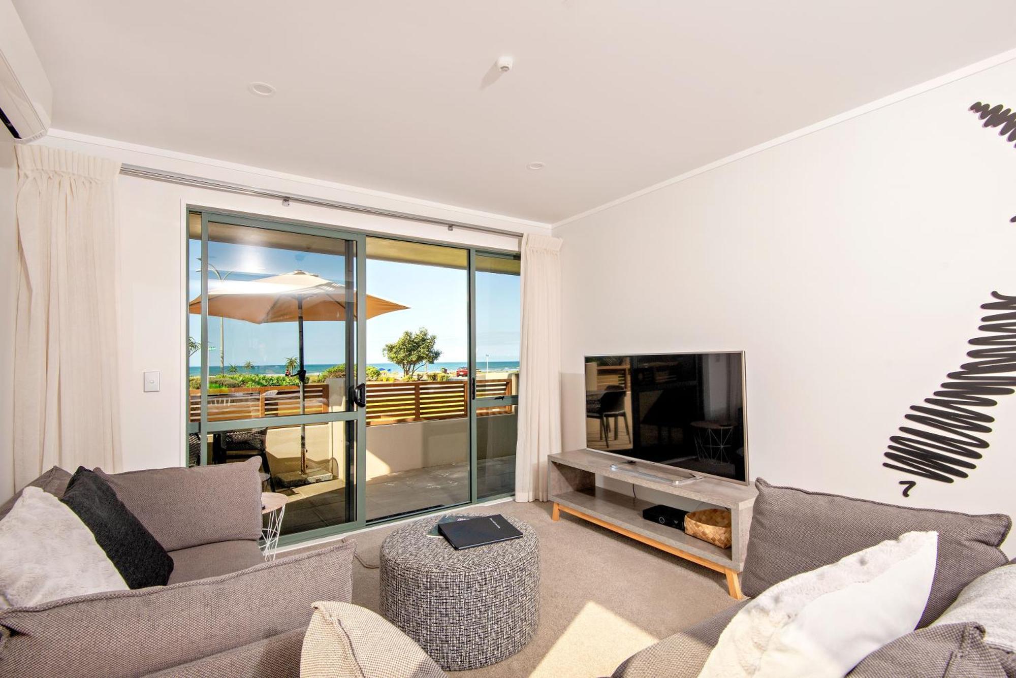 Beachpoint Apartments Ohope Экстерьер фото