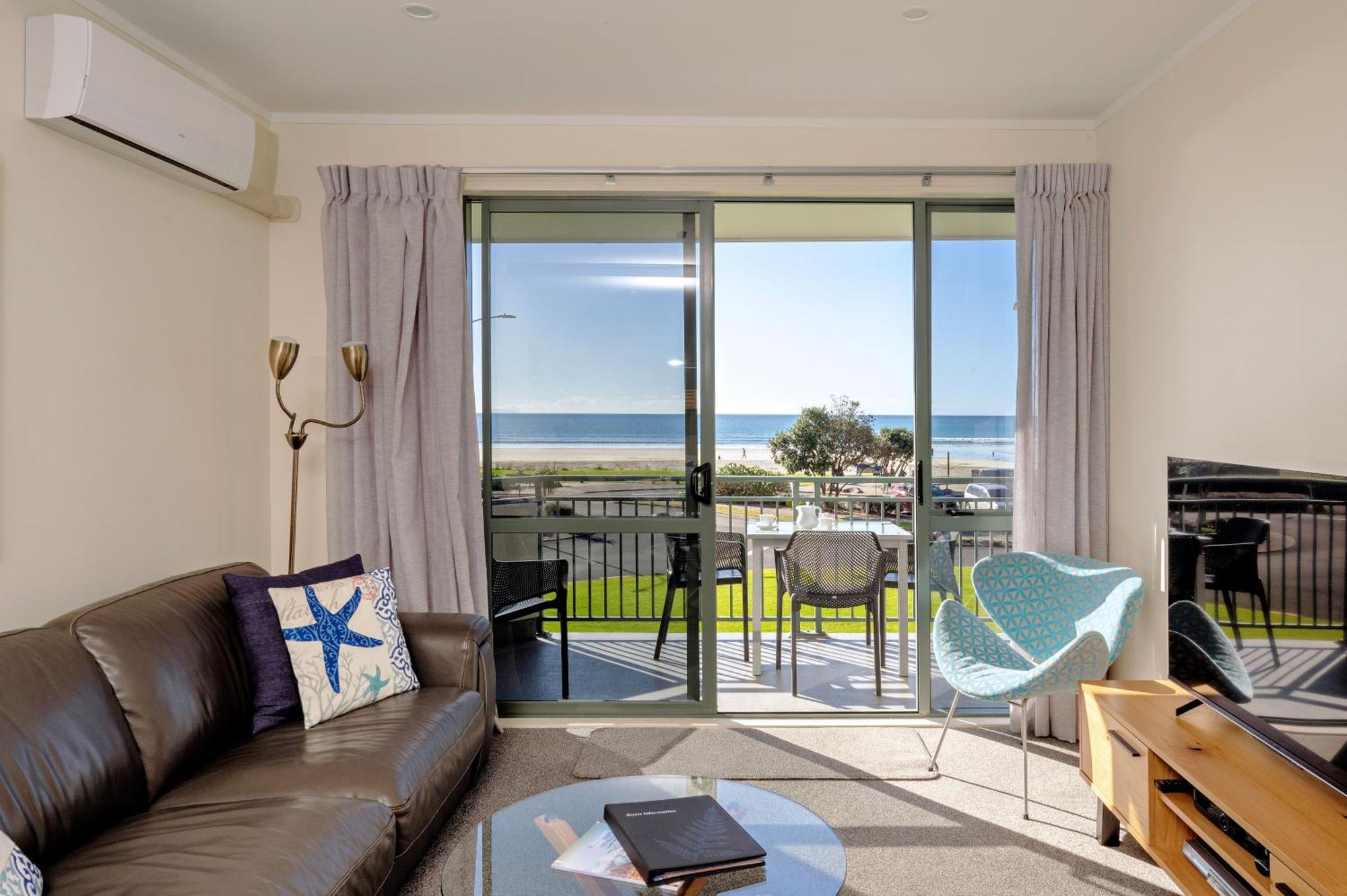 Beachpoint Apartments Ohope Экстерьер фото