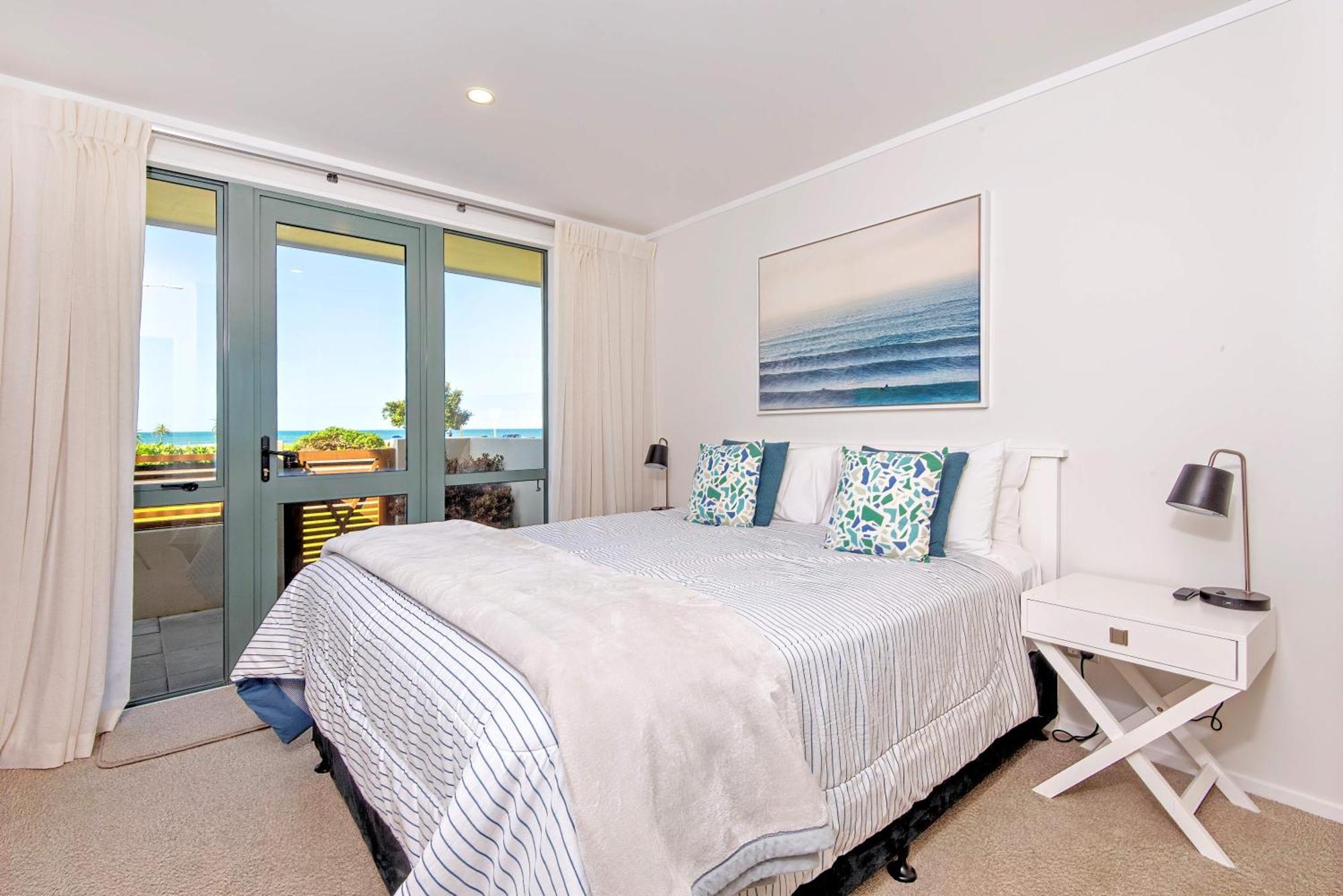 Beachpoint Apartments Ohope Экстерьер фото