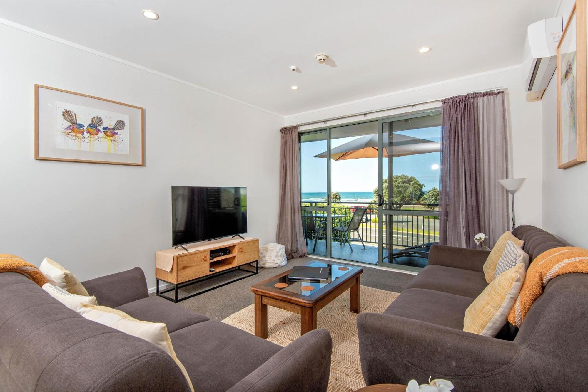 Beachpoint Apartments Ohope Экстерьер фото